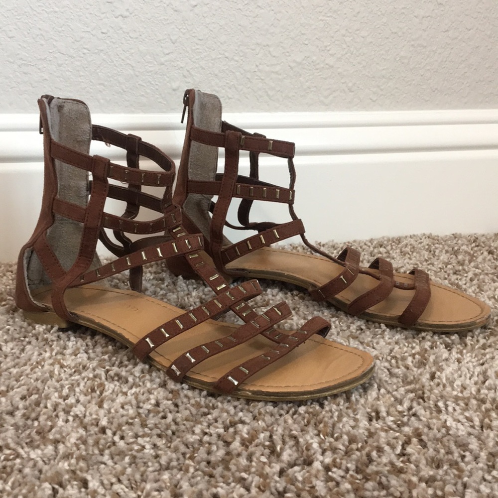 Alterd State brown sandals